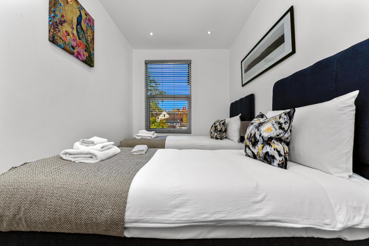 Amazing 2 Bedroom Apartment In Greater Londen Buitenkant foto